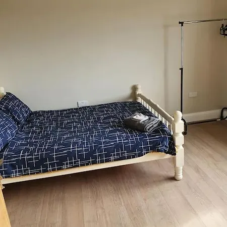 Private 3 Bedroom House Ideal For Family & Friends