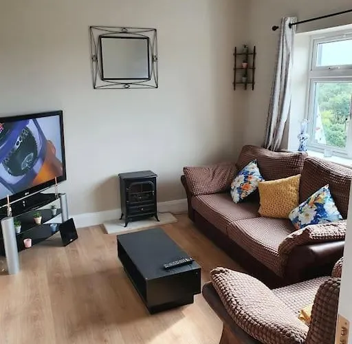 Private 3 Bedroom House Ideal For Family & Friends Ferienhaus *