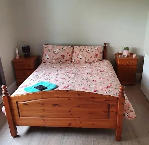 Private 3 Bedroom House Ideal For Family & Friends