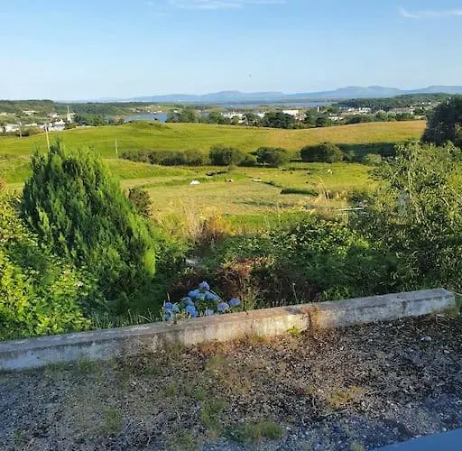 Private 3 Bedroom House Ideal For Family & Friends Сasa de vacaciones Killybegs